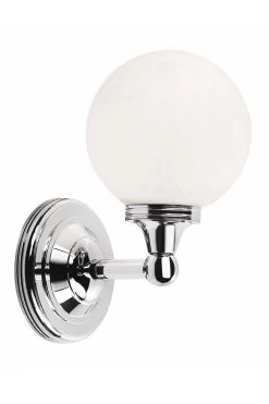Applique Boule Pour Salle De Bain En Chrome Et Verre Dépoli Austen 4
