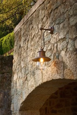 Guinguette Applique D'extérieur En Laiton Vieilli