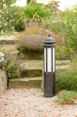 Lampadaire En Fer Forgé Pour Le Jardin Style Classique