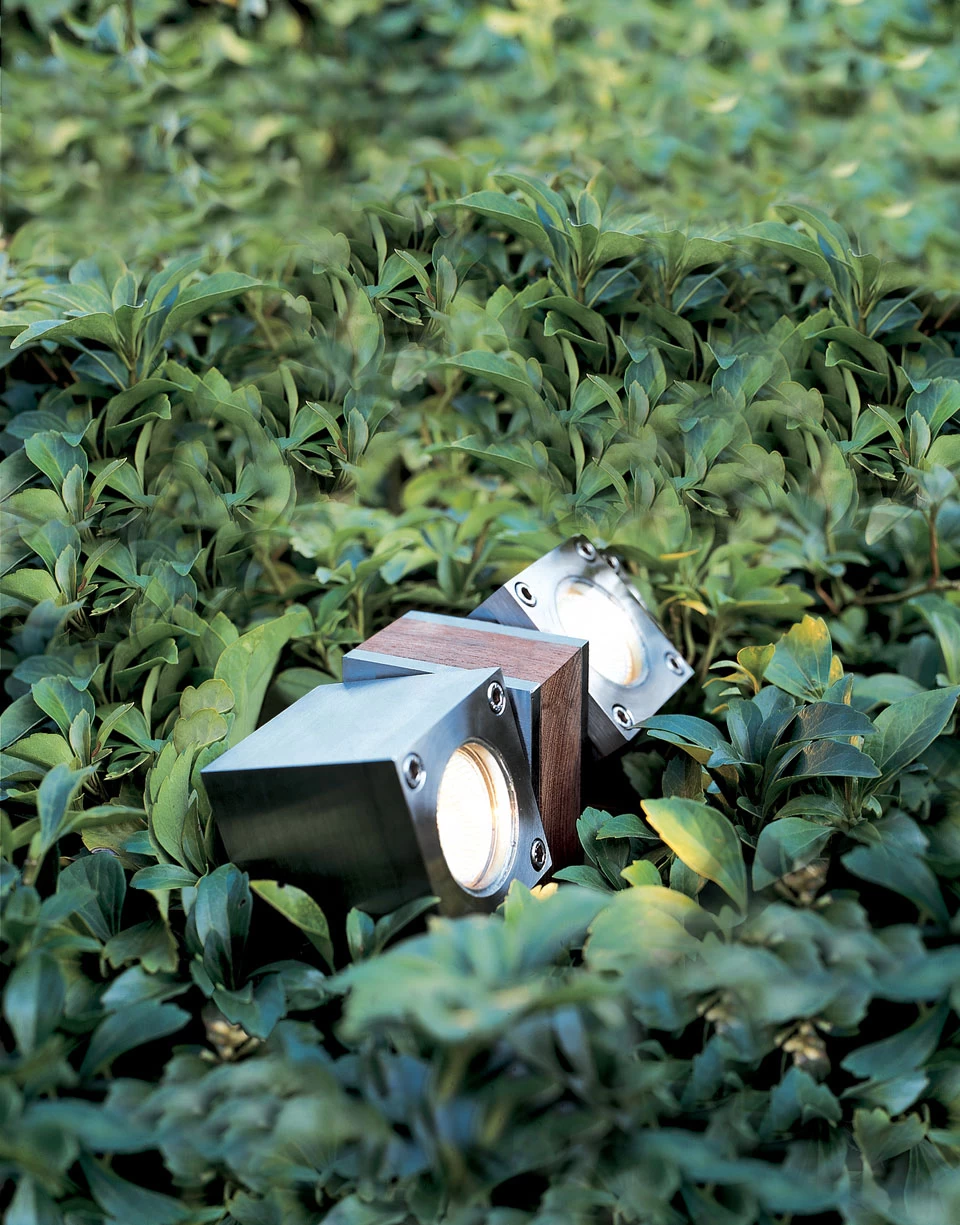 Spot Extérieur 2 Lumières Orientables, Bois Et Inox Q-BIC – Image 2