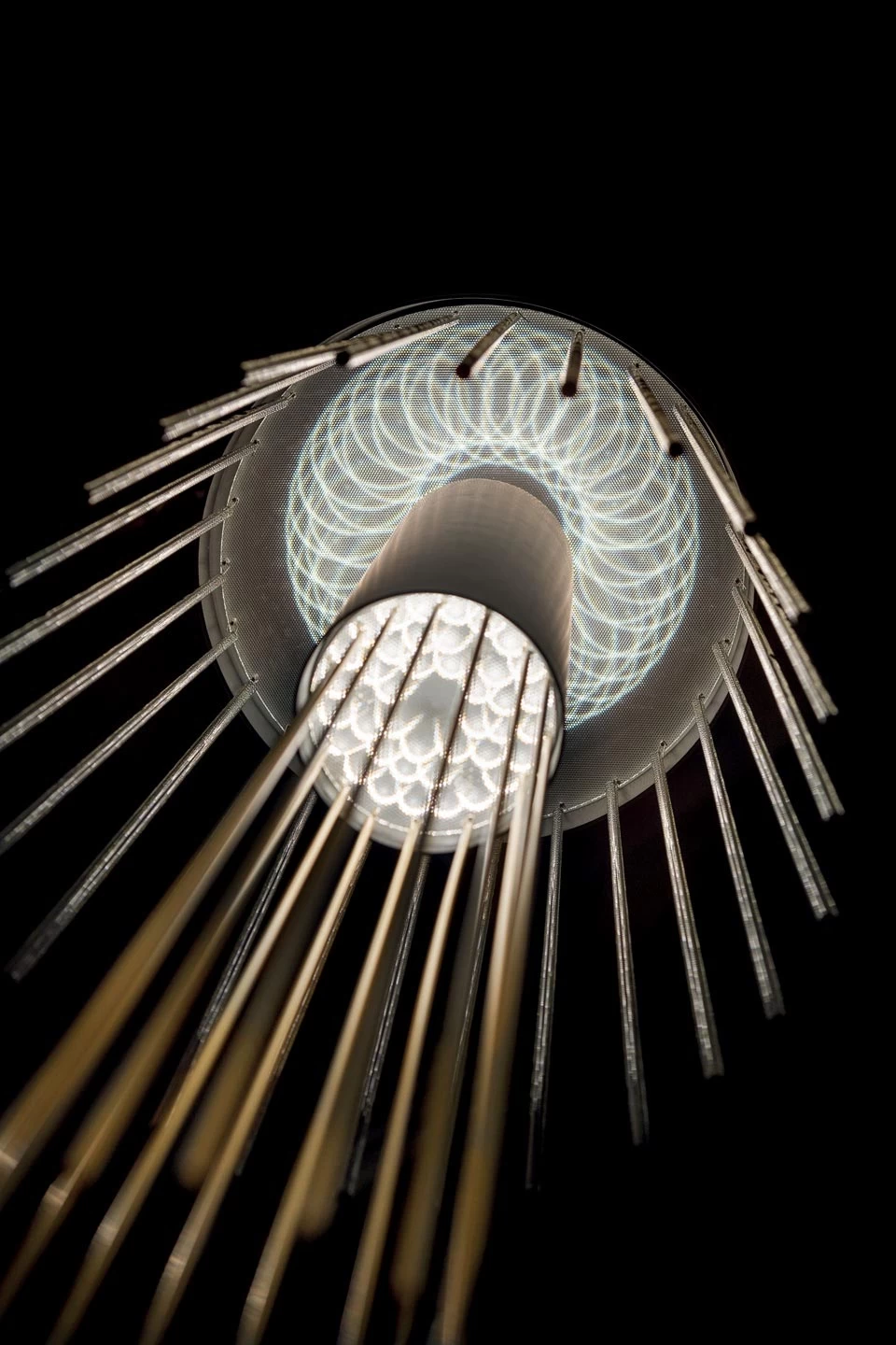 Suspension Contemporaine Grise, Blanche Et Dorée Nappe XL1 – Image 3