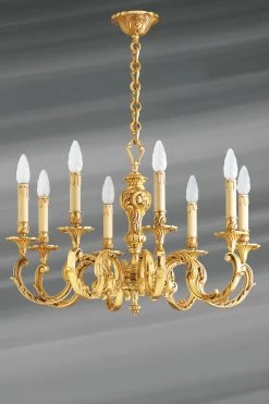 Lustre Huit Lumières Louis XV Bronze Vieil Or Feuilles Et Perles