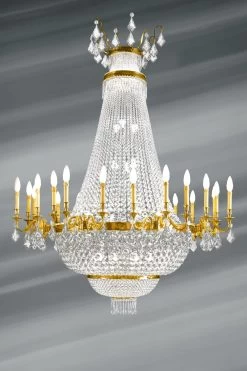 Lustre Montgolfière Louis XVI Cristal De Bohème Et Bronze Doré Quarante Lumières