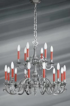 Lustre Style Louis XIII Bronze Finition étain Mat Dix-huit Lumières