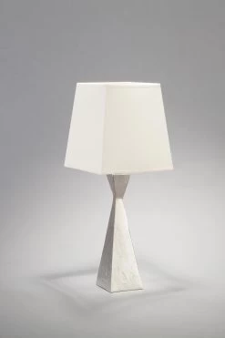 Pablo Petite Lampe De Table Pied En Sablier Et Finition Nickel Satiné