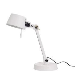 Petite Lampe De Bureau Blanche Bolt Desk Esprit Atelier En Acier Grainé Sur Socle Acier