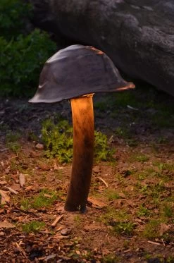 Petite Mushroom En Fer Forgé