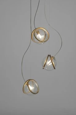 Pug Suspension Triple Boules En Verre Transparent Et Laiton Brut